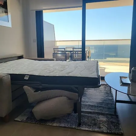 דירה Sunset Cliffs Bright Oasis בנידורם