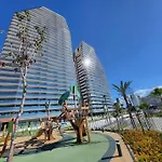Sunset Cliffs Bright Oasis 베니돔